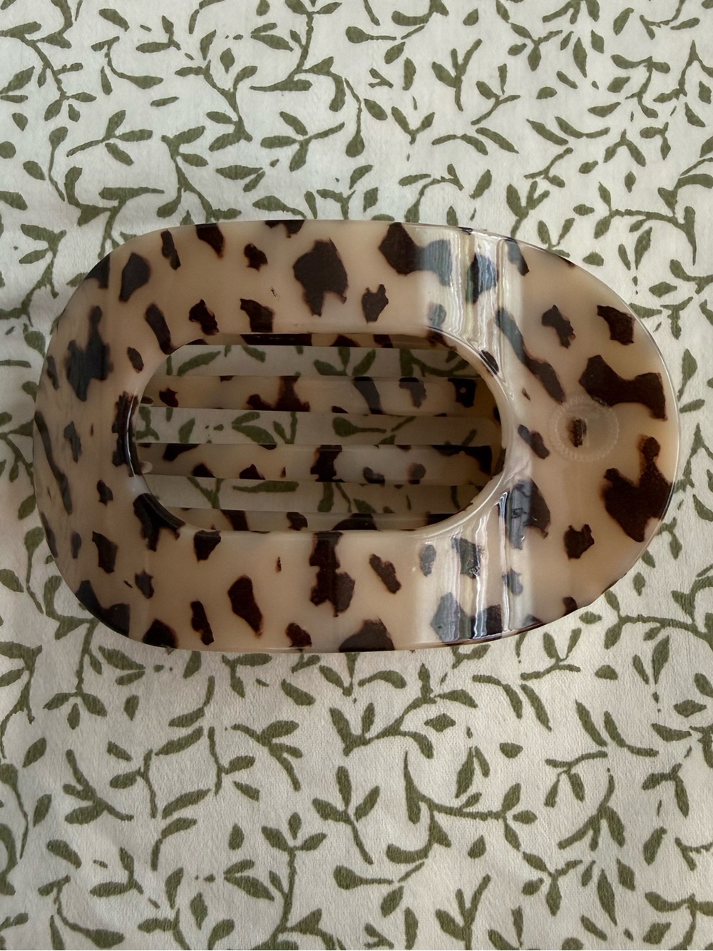 Teleties Blonde Tortoise Large Flat Round Hair Clip